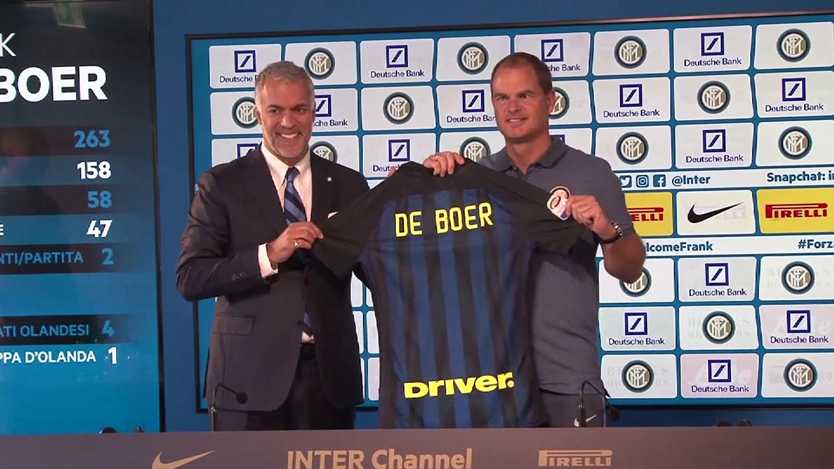 Frank de Boer es presentado como nuevo entrenador del Inter