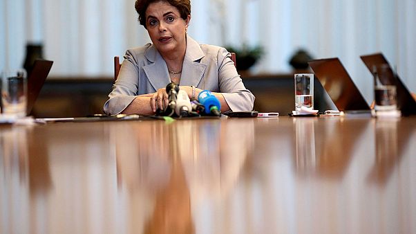 Βραζιλία: Παραπομπή σε δίκη της Ντίλμα Ρούσεφ ενέκρινε η Γερουσία Βραζιλία: Παραπομπή σε δίκη της Ντίλμα Ρούσεφ ενέκρινε η Γερουσία