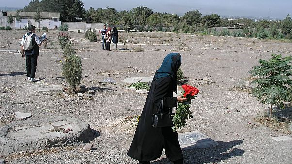 اعدامهای سال ۶۷ و تاثیر آن بر رابطه حکومت و جامعه؛ همراه با یورونیوز اعدامهای سال ۶۷ و تاثیر آن بر رابطه حکومت و جامعه؛ همراه با یورونیوز