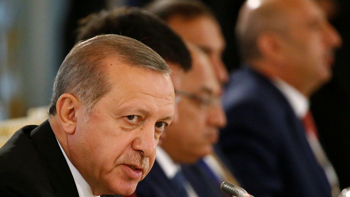 Erdogan: Törökország vagy a gülenisták