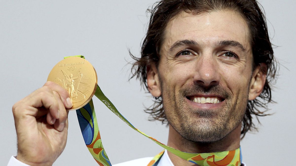 Cancellara cycles off into golden retirement with Olympic win