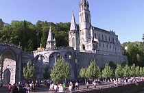 Miles de católicos celebran la Asunción en el santuario de Lourdes bajo fuertes medidas de seguridad