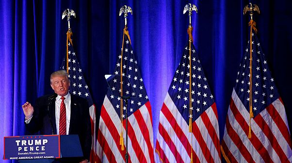 Трамп хочет запретить въезд в США гражданам стран "с высоким уровнем терроризма" Трамп хочет запретить въезд в США гражданам стран "с высоким уровнем терроризма"