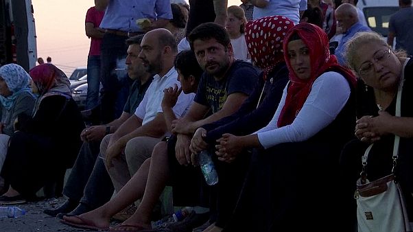 Cezaevlerinden tahliyeler başladı Cezaevlerinden tahliyeler başladı