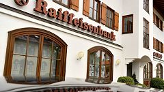 Bank in Bayern verlangt Zinsen für Geld auf dem Konto