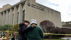 Thousands across the globe #ShowUpForShabbat to honor Squirrel Hill victims