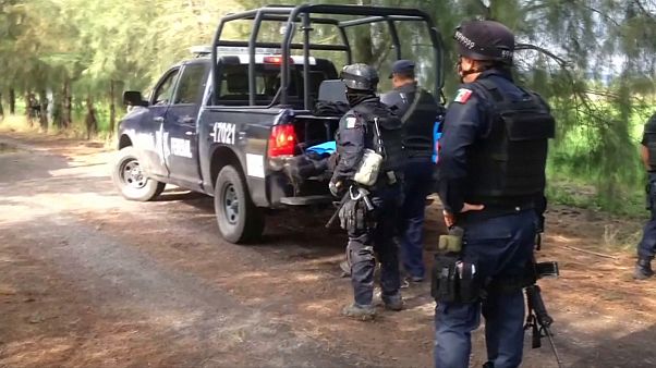 Mexikanische Bundespolizisten sollen Zivilisten erschossen haben Mexikanische Bundespolizisten sollen Zivilisten erschossen haben