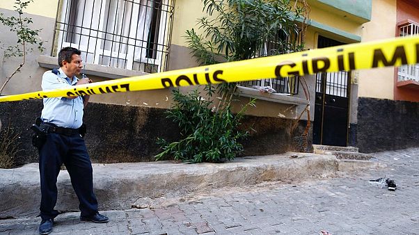 Turquie: au moins 22 morts dans un attentat ciblant la communauté kurde Turquie: au moins 22 morts dans un attentat ciblant la communauté kurde