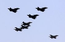 Syrie: l'aviation française vise Raqqa, le fief de l'EI