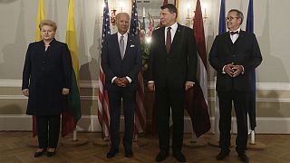 Biden intenta tranquilizar a los países bálticos de la OTAN vecinos de Rusia tras las declaraciones de Trump