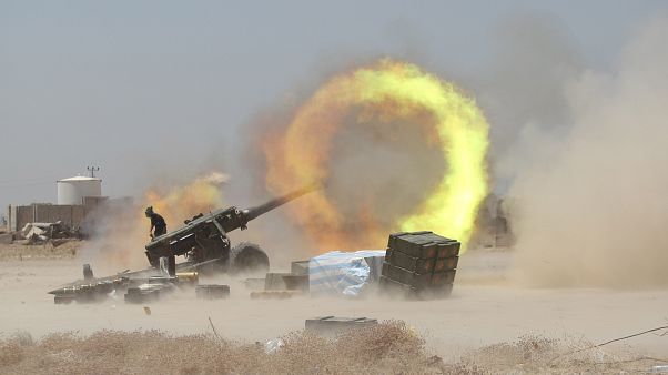Vormarsch auf Mossul: Regierungstruppen nehmen Qayara ein Vormarsch auf Mossul: Regierungstruppen nehmen Qayara ein