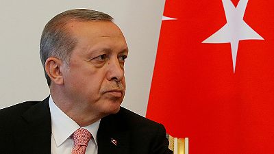Síria: Erdogan joga sempre contra os curdos