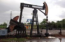 Preços do petróleo continuam em queda