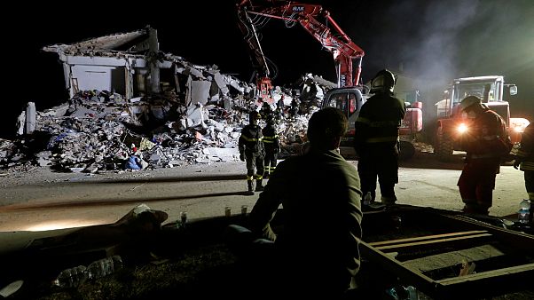 Rendkívüli intézkedések a földrengés miatt Olaszországban Rendkívüli intézkedések a földrengés miatt Olaszországban