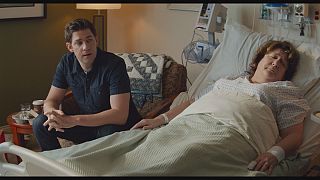 "The Hollars": commedia familiare dove si ride e si piange