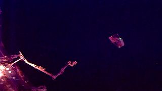 لمركبة الفضائية "سبَيْسْ إيكس دْراغون" تُغادر المحطة الفضائية الدولية