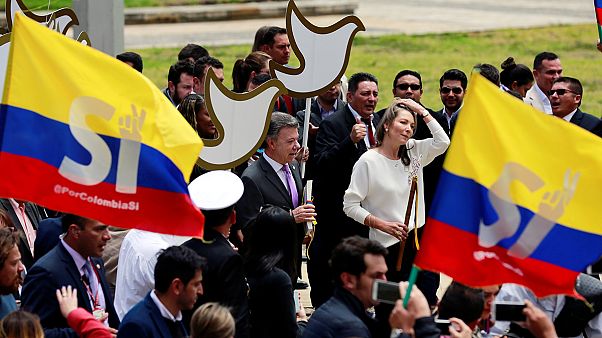 Történelmi megállapodás a kolumbiai kormány és a FARC között Történelmi megállapodás a kolumbiai kormány és a FARC között