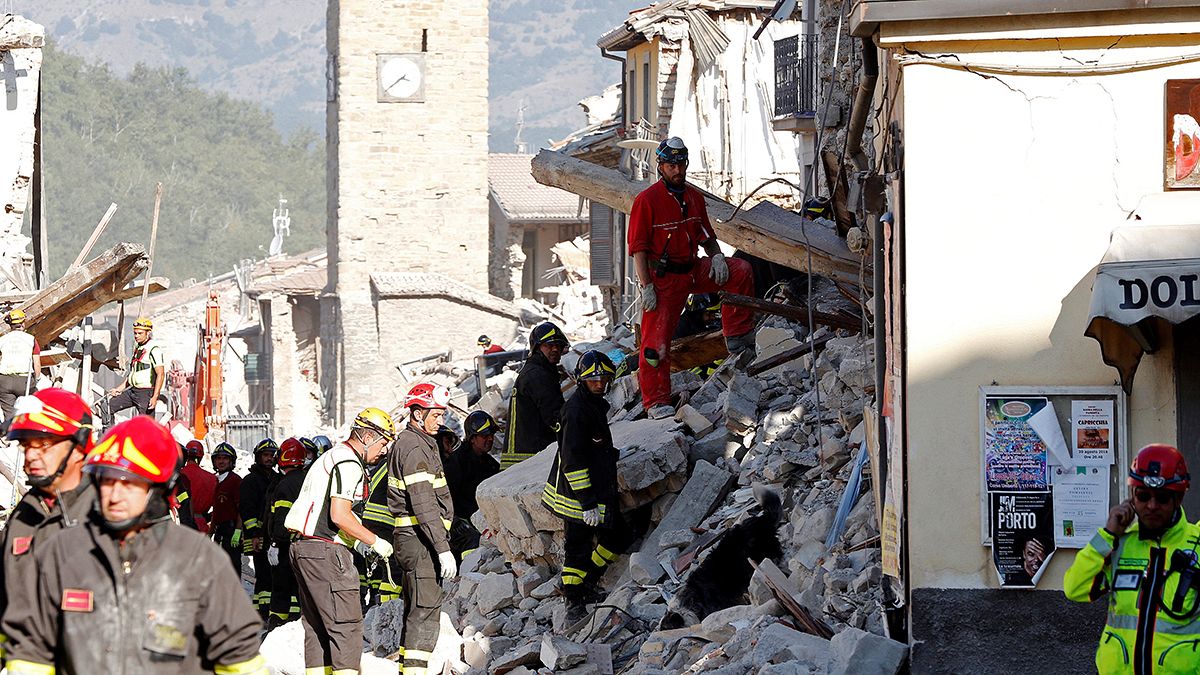 Italien: Staatsbegräbnis für Erdbebenopfer, kaum Hoffnung auf weitere Überlebende