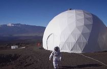 Six scientifiques sortent à Hawaï de douze mois d'isolement martien
