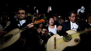 La mort du chanteur Juan Gabriel