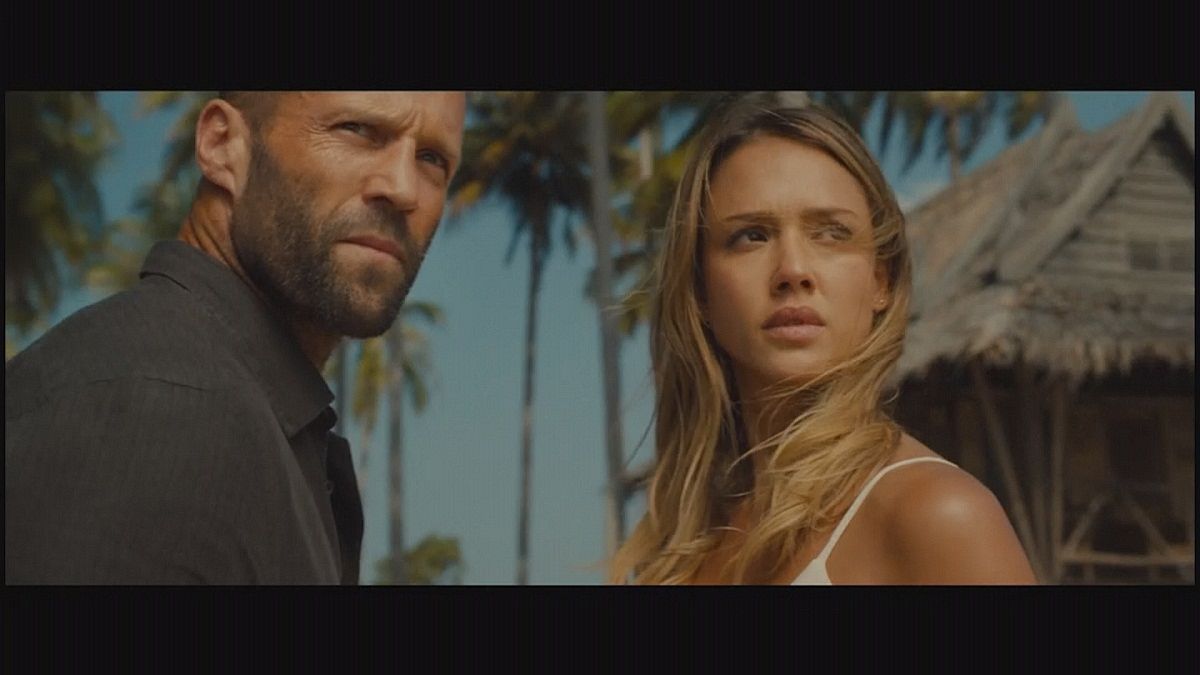 Statham e Alba juntos em "Mechanic: Assassino Profissional"