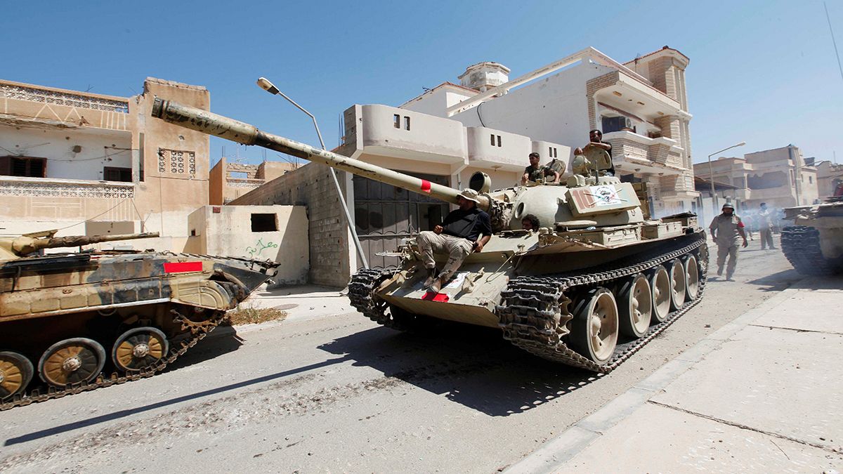 نیروهای دولت لیبی یک منطقه مسکونی را در سرت از داعش پس گرفتند