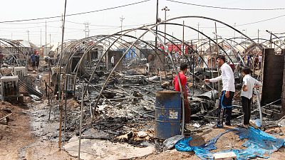العراق: النيران تأتي على أكثر من 70 خيمة في مخيمة للاجئين