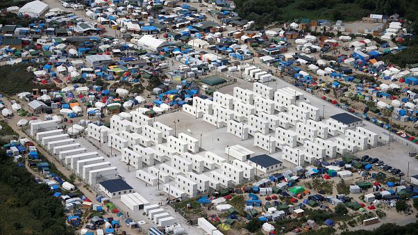 Zukunft ungewiss: "Dschungel von Calais" wächst und wächst Zukunft ungewiss: "Dschungel von Calais" wächst und wächst