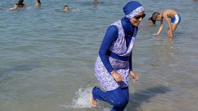 French burkini ban ''stupid reaction'', UN human rights office says