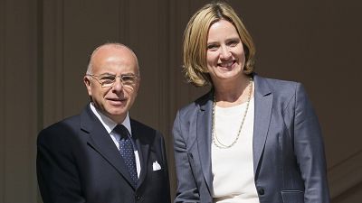 لقاء بين وزيري داخلية فرنسا وبريطانيا في باريس بشأن معاهدة "لوتوكيه"