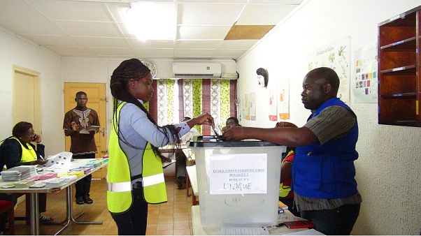 Présidentielle au Gabon : une réunion de la Cenap en cours, pour désigner le vainqueur Présidentielle au Gabon : une réunion de la Cenap en cours, pour désigner le vainqueur