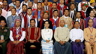 Aung San Suu Kyi opens peace talks to end decades of fighting in Myanmar