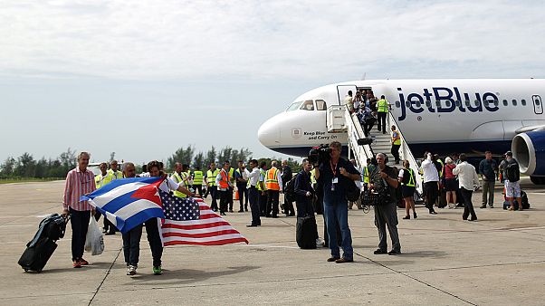 Il primo volo commerciale dagli Stati Uniti a Cuba dopo oltre 50 anni Il primo volo commerciale dagli Stati Uniti a Cuba dopo oltre 50 anni