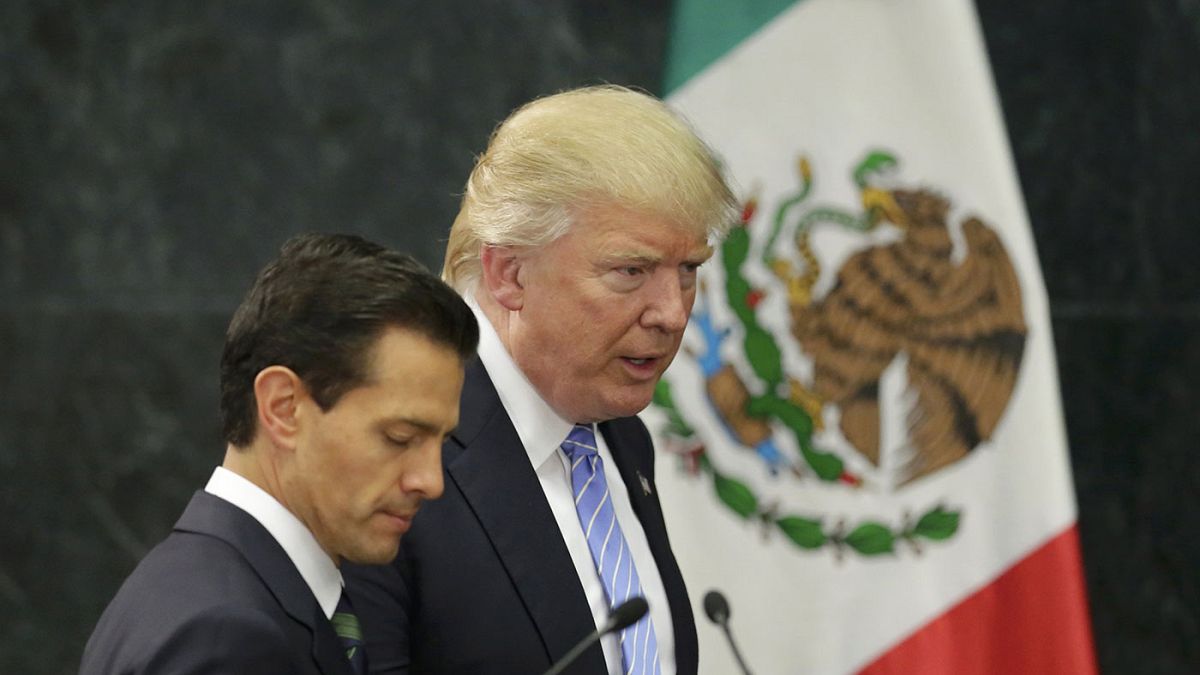 Überraschungsbesuch in Mexiko: Trump verteidigt Mauer-Plan