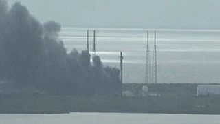 Foguetão da SpaceX explode no Centro Espacial Kennedy