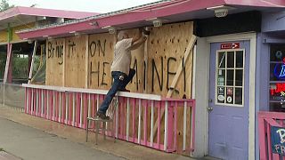 Florida se prepara para la llegada del huracán Hermine