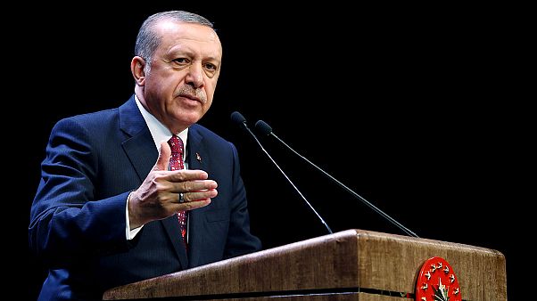 اردوغان: کردها به شرق فرات عقب نشینی نکرده اند اردوغان: کردها به شرق فرات عقب نشینی نکرده اند