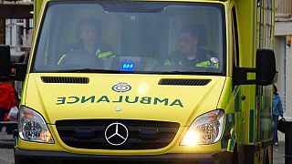 England: Frau will von Ambulanz wegen schmerzender Füße nach Hause gefahren werden
