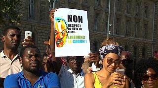 Manifestation des gabonais à Paris contre les résultats de la présidentielle [no comment]
