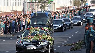 Az üzbég elnök temetési menete