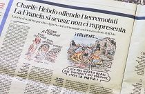 Ιταλία: Οργή για το εξώφυλλο του Charlie Hebdo που δείχνει τους νεκρούς από το σεισμό να έχουν καταπλακωθεί απο λαζάνια