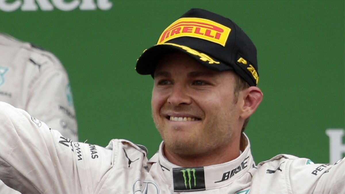 Viñales triomphe en MotoGP, Rosberg en F1