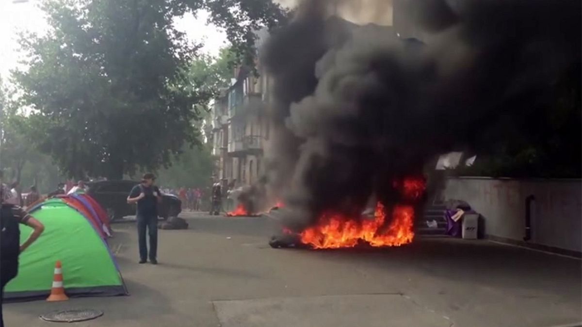 Ukraine Inter TV set on fire in Kyiv