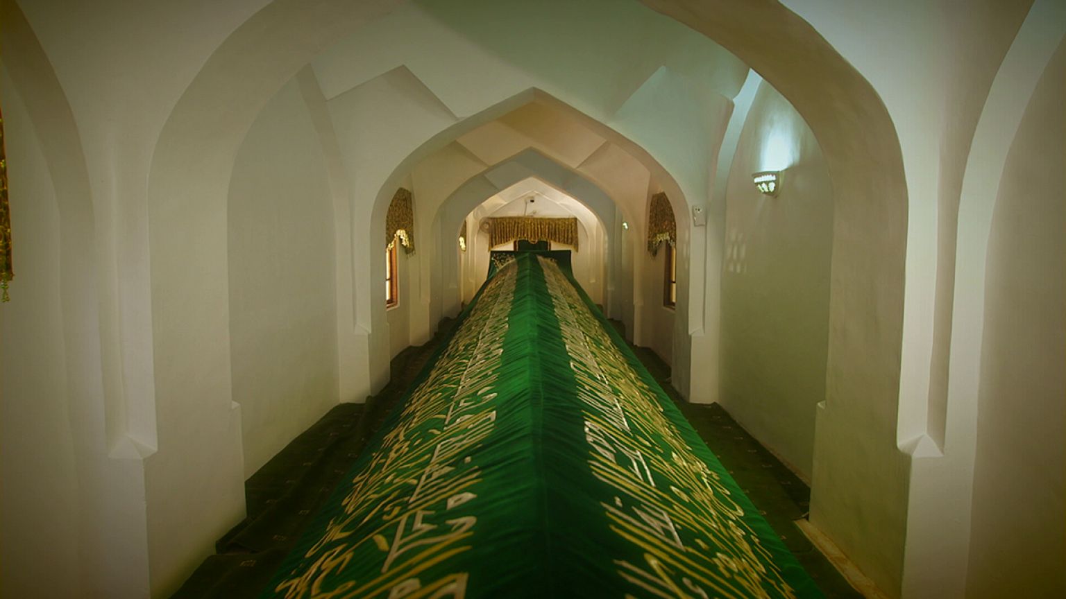 کارت پستال از ازبکستان؛ آرامگاه دانیال نبی