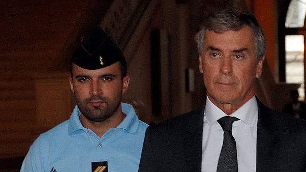 França: Começa julgamento de ex-ministro do Orçamento França: Começa julgamento de ex-ministro do Orçamento
