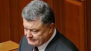 Poroshenko warns Ukraine parliament wind of change may blow friends off-course