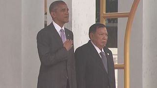 Obama'dan Laos ziyaretinde tarihi itiraf