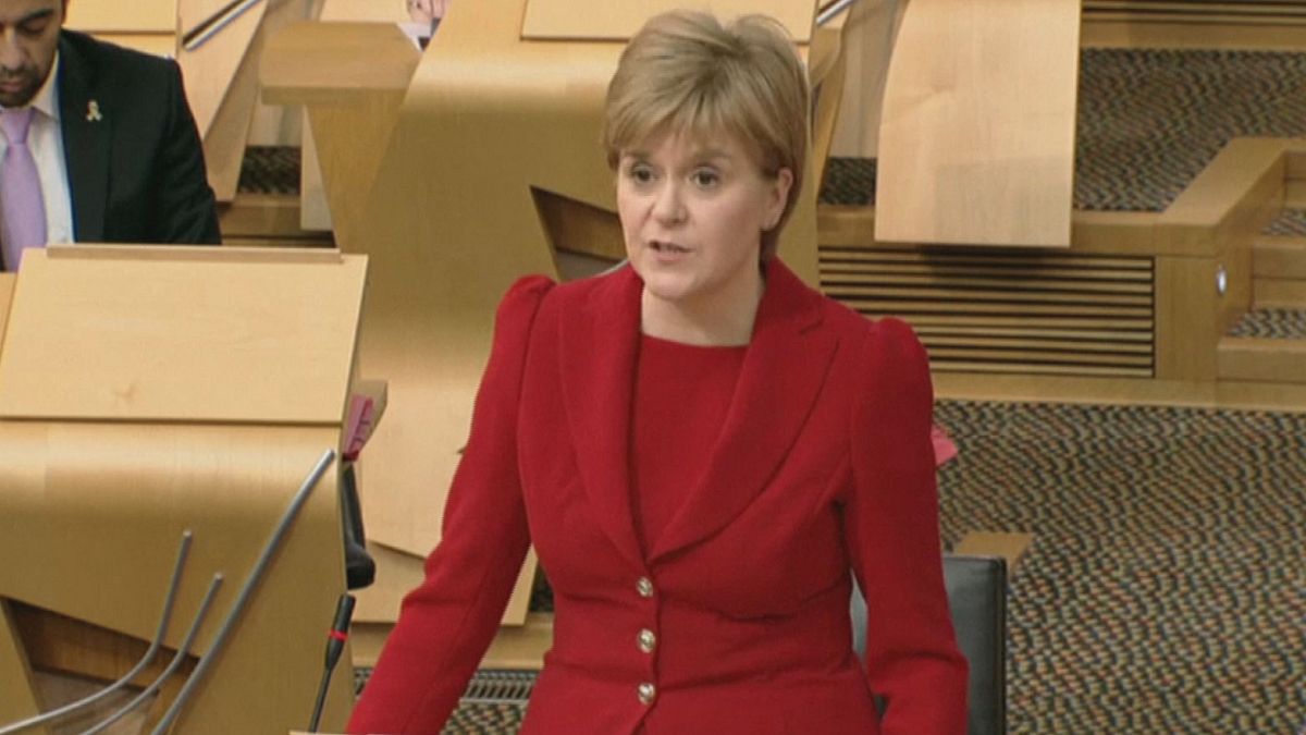 Sturgeon: a skót függetlenedés támogatottsága erősödni fog
