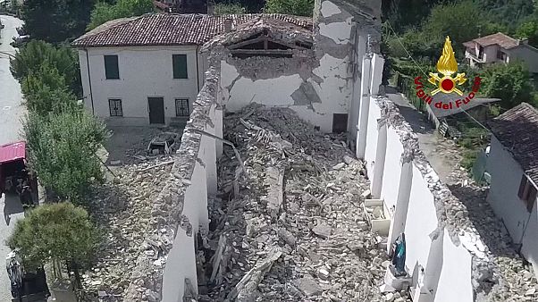 Erdbeben in Italien: Roboter und Drohnen helfen Einsatzkräften Erdbeben in Italien: Roboter und Drohnen helfen Einsatzkräften