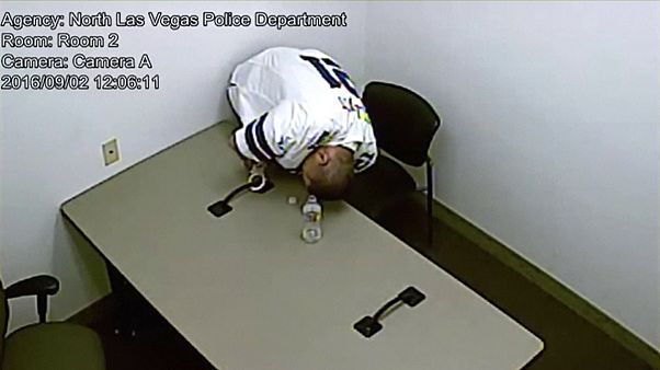 Las Vegas : il s'échappe de sa garde vue sous l'oeil d'une caméra Las Vegas : il s'échappe de sa garde vue sous l'oeil d'une caméra